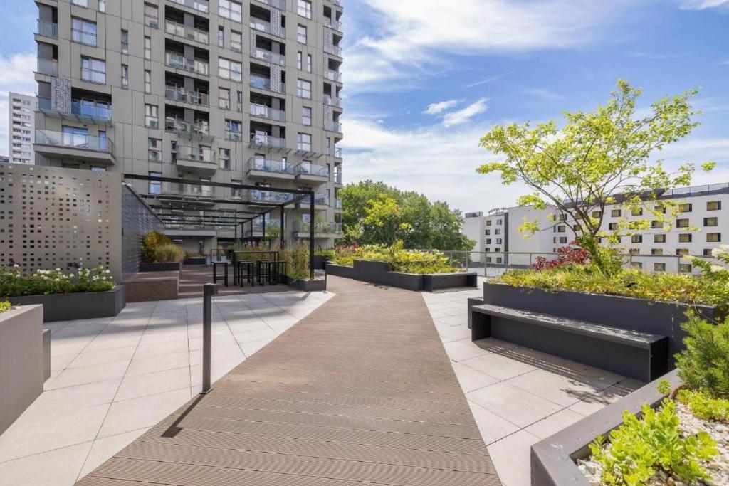 קטוביץ 15 Pietro Sokolska 30 Towers Apartments - New- Lux- Parking- Sauna- Gym- And Good View From 15Th Floor מראה חיצוני תמונה